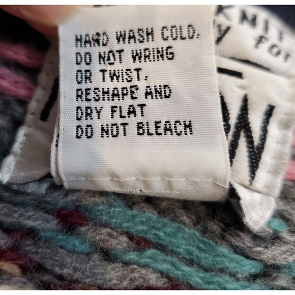 Ninon de Lenclos Handknit 100% Wool Sweater M Fair Isle Patchwork Nordic Cottage - Picture 11 of 11